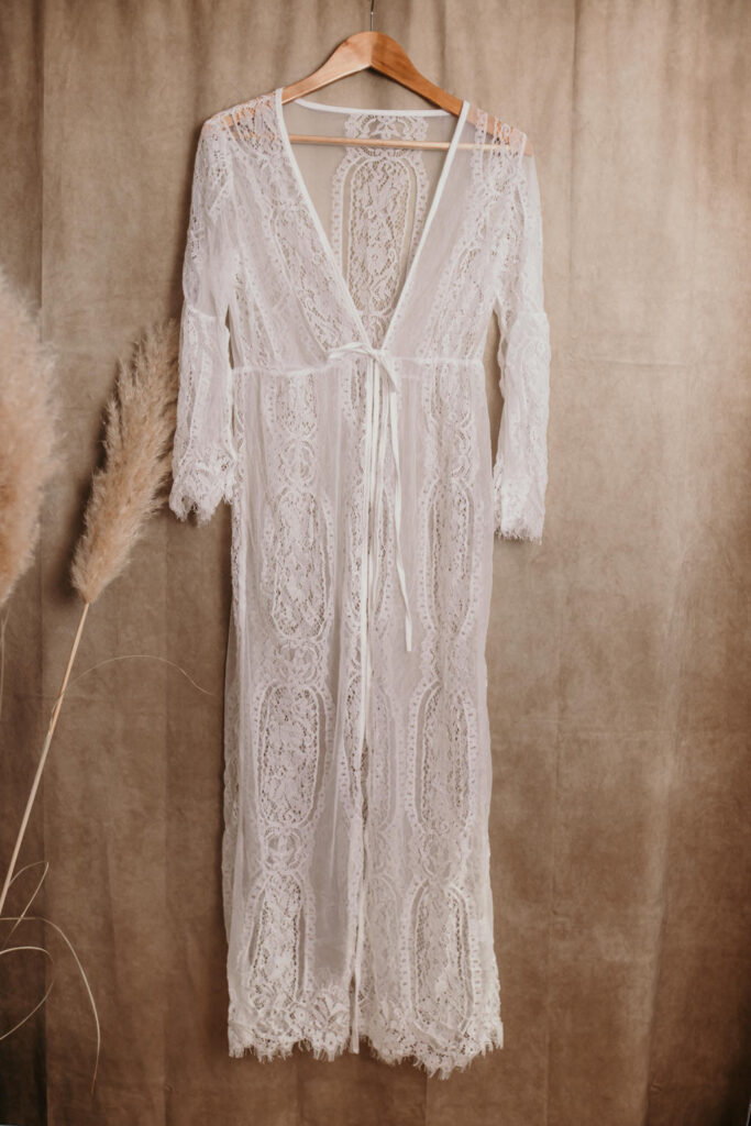 durchsichtiges Bohokleid für Fotoshooting